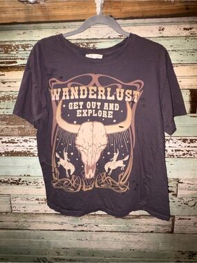 Wanderlust 'Get Out and Explore' Graphic Tee - Black